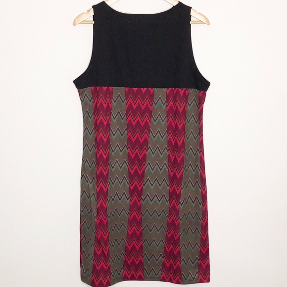 Tracy Negoshian | Joan Zig-Zag Dress L - Picture 5 of 5